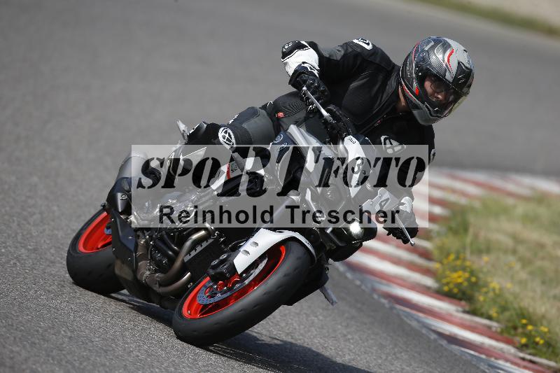 /Archiv-2023/47 24.07.2023 Track Day Motos Dario - Moto Club Anneau du Rhin/34